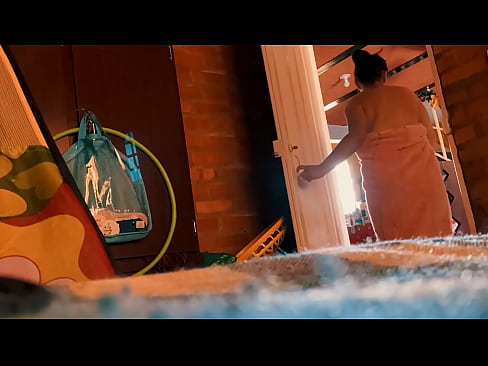 ❤️ Minu onu järgneb mulle duši alla, ta nabib mind, samal ajal kui ma duši all käin. ☑ Pornovideo at us et.pinkporno.ru