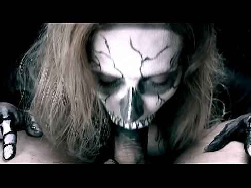 ❤️ Demon girl imeb kulli oma musta suuga ja neelab sperma. ☑ Pornovideo at us et.pinkporno.ru